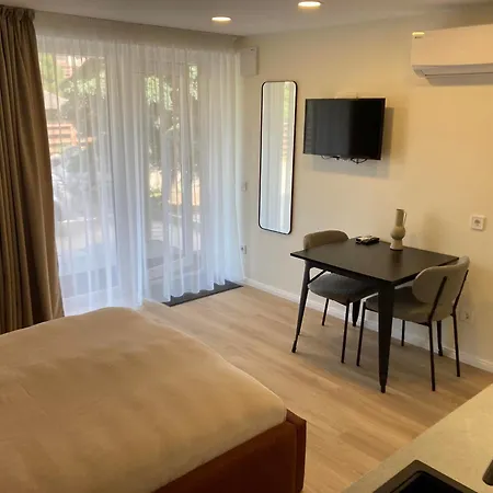 Apartament Morena2 *
